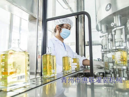 酒水灌裝生產線案例現場